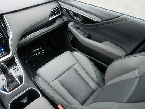 Used 2020 Subaru Outback Onyx Edition XT w/ Popular Package #2 image 16