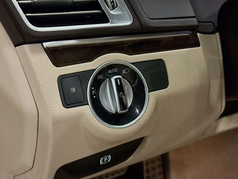 Used 2015 Mercedes-Benz E 400 E 400 image 12