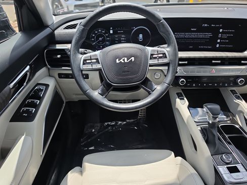 Certified 2024 Kia Telluride SX Prestige AWD/4WD image 14