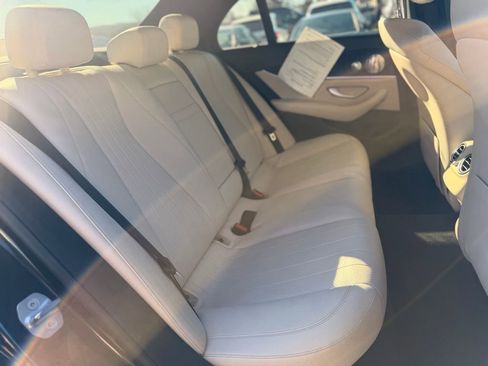 Used 2017 Mercedes-Benz E 300 4MATIC image 15
