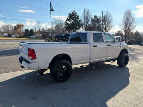 Used 2017 RAM 3500 Tradesman w/ Chrome Appearance Group image 23
