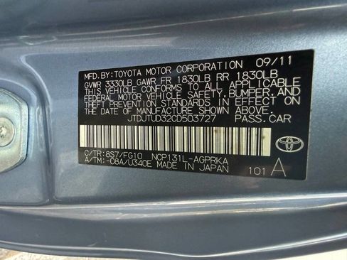 Used 2012 Toyota Yaris LE image 28