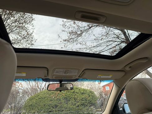 Used 2009 Hyundai Elantra GLS image 12