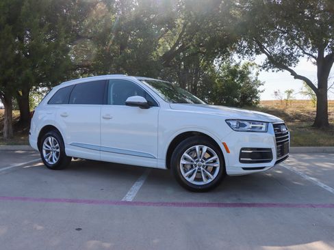Used 2018 Audi Q7 3.0T Premium Plus w/ Premium Plus Package AWD/4WD image 1