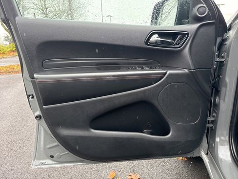 Used 2024 Dodge Durango GT image 12