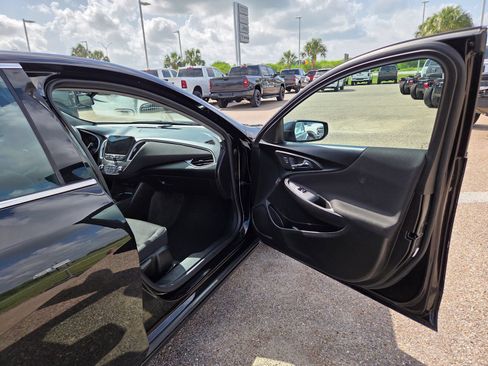 Used 2024 Chevrolet Malibu LT FWD image 18