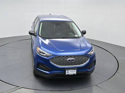 Used 2024 Ford Edge SE image 29