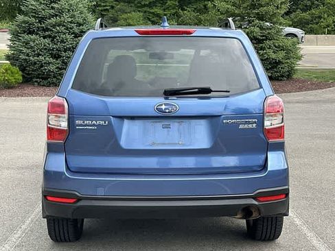 Used 2016 Subaru Forester 2.5i Premium w/ All-Weather Package AWD/4WD image 4