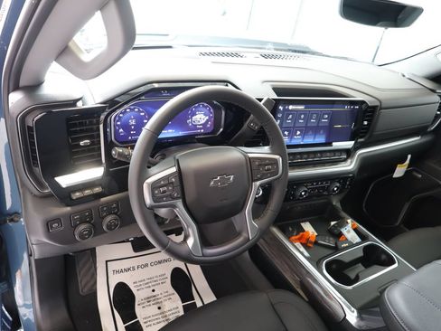 New 2026 Chevrolet Silverado 2500 LTZ w/ LTZ Plus Package AWD/4WD image 28