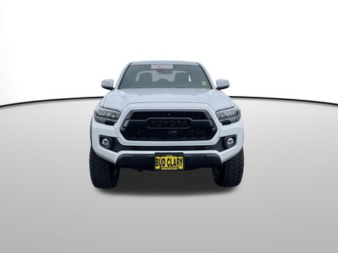 Certified 2023 Toyota Tacoma TRD Off-Road w/ Black Out Package (TMS) image 9