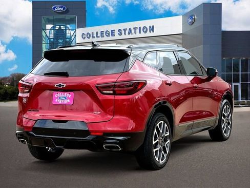 Used 2024 Chevrolet Blazer RS w/ Driver Confidence II Package image 4