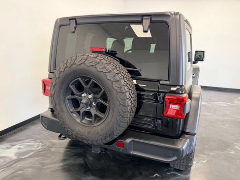 Used 2024 Jeep Wrangler Sport AWD/4WD image 6