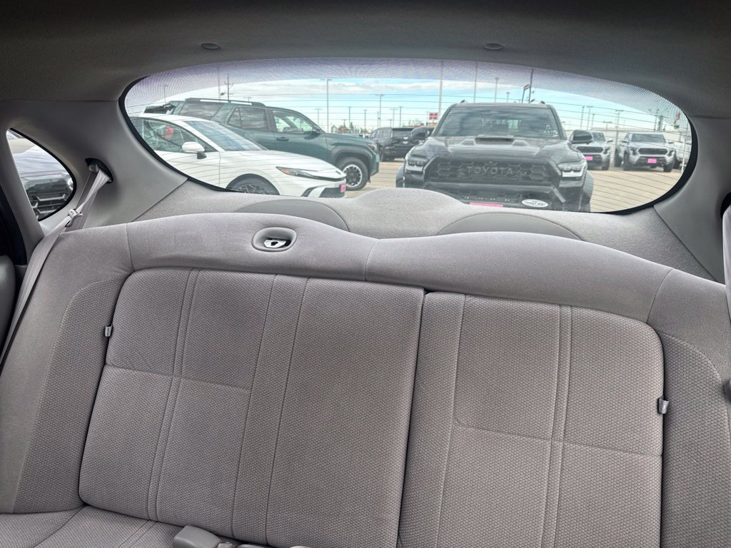 Used 1998 Ford Taurus LX FWD image 12