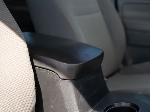 Used 2015 Toyota Tacoma PreRunner w/ Convenience Package RWD image 10