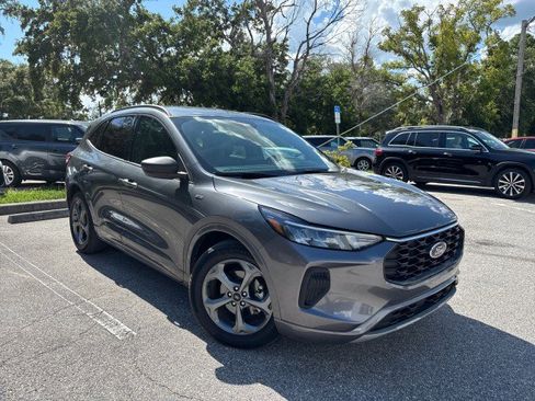 Used 2023 Ford Escape ST-Line image 5