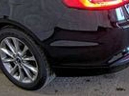 Used 2017 Ford Fusion SE image 10