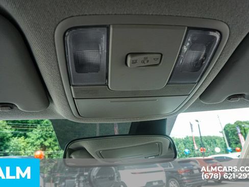 Used 2025 Kia Soul LX w/ LX Technology Package FWD image 33