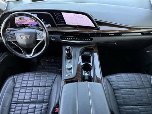 Used 2024 Cadillac Escalade Sport Platinum w/ LPO, Floor Liner Package AWD/4WD image 10