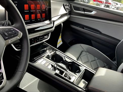 New 2026 Volkswagen Atlas Peak Edition AWD/4WD image 23