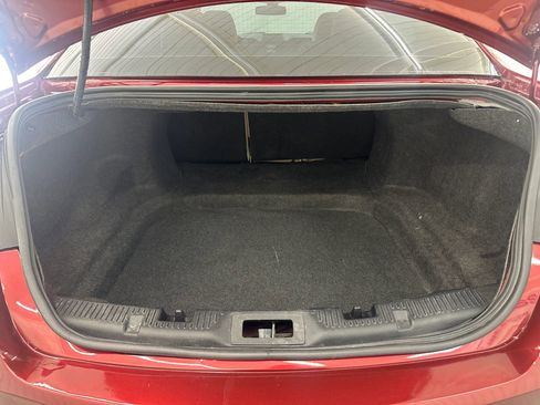 Used 2018 Ford Taurus SEL w/ Equipment Group 201A image 10