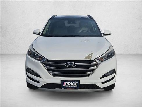 Used 2017 Hyundai Tucson Limited w/ Limited Ultimate Package 03 image 2