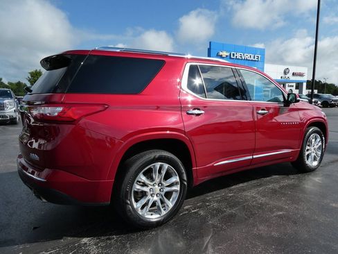 Used 2018 Chevrolet Traverse High Country AWD/4WD image 5