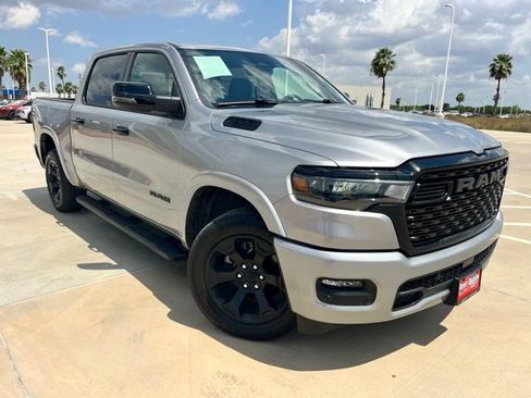 Used 2025 RAM 1500 Lone Star AWD/4WD image 1