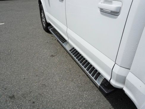 Used 2019 Ford F150 Lariat w/ Trailer Tow Package AWD/4WD image 11