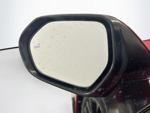 Used 2025 Toyota Camry SE FWD image 16