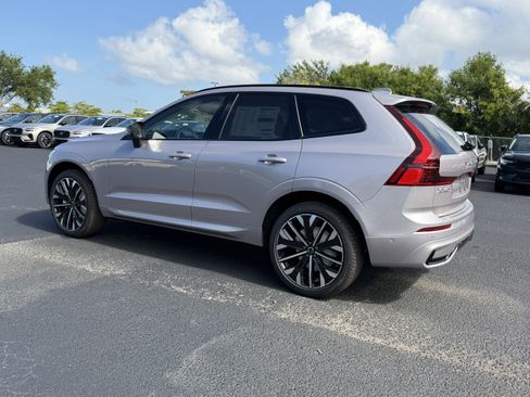 New 2026 Volvo XC60 B5 Ultra w/ Protection Package Premier AWD/4WD image 4
