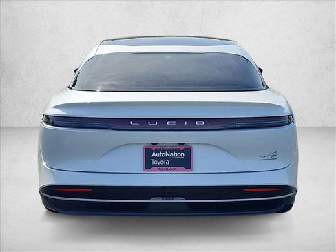 Used 2023 Lucid Air Touring image 7
