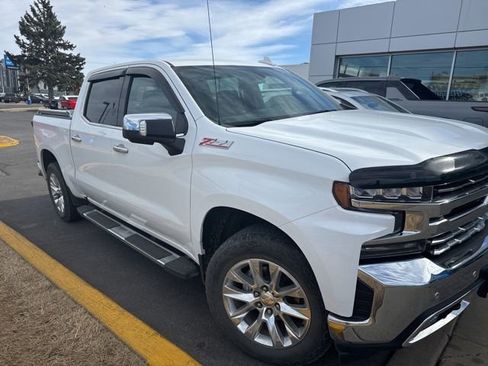 Used 2021 Chevrolet Silverado 1500 LTZ image 2