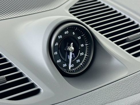 New 2026 Porsche Cayenne Coupe AWD/4WD image 17