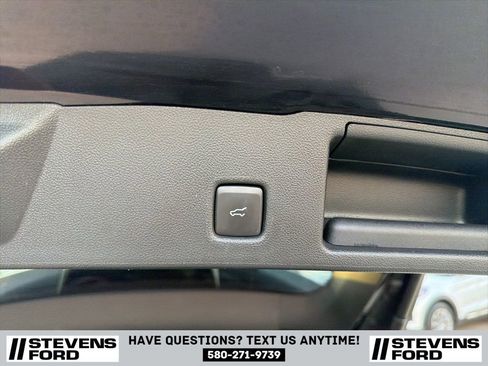 Used 2024 Ford Escape Active image 32