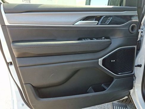 New 2026 Jeep Grand Wagoneer Limited AWD/4WD image 10