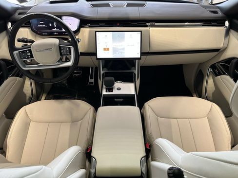 New 2025 Land Rover Range Rover Autobiography AWD/4WD image 20