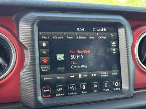 Used 2020 Jeep Wrangler Unlimited Rubicon AWD/4WD image 3