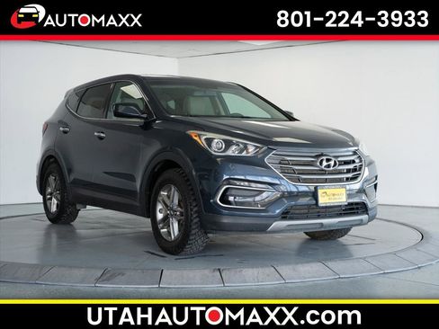 Used 2017 Hyundai Santa Fe Sport image 1