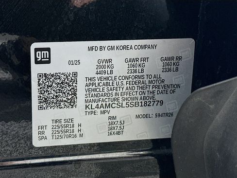 Used 2025 Buick Encore GX Preferred AWD/4WD image 12