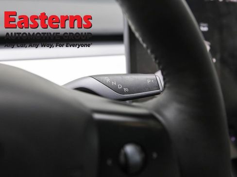 Used 2023 Tesla Model 3 Standard Range image 13