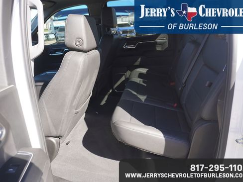 Used 2022 GMC Sierra 1500 SLT image 6
