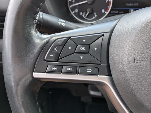 Used 2022 Nissan Sentra SV w/ All-Weather Package FWD image 23