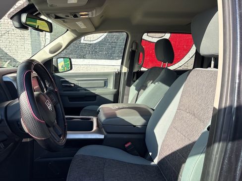 Used 2019 RAM 1500 Lone Star image 11