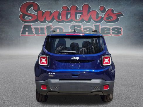 Used 2021 Jeep Renegade Latitude w/ Convenience Group AWD/4WD image 5