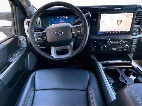 Used 2025 Ford F250 Lariat w/ Black Appearance Package image 10