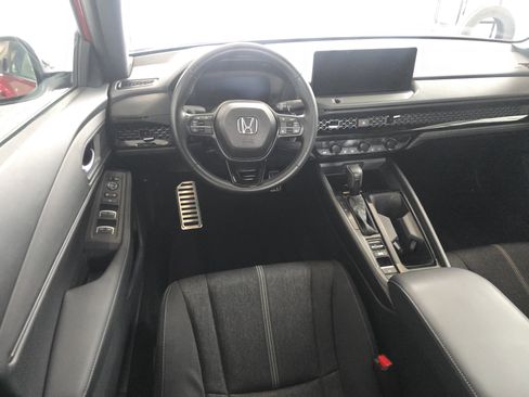 Used 2025 Honda Accord Sport image 16
