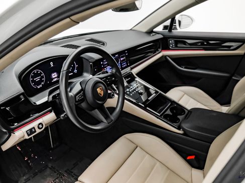 Used 2025 Porsche Panamera Premium Package 21 Sport Desi w/ Premium Package image 39