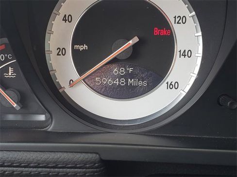 Used 2012 Mercedes-Benz SL 550 SL 550 image 32