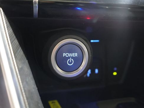 Certified 2021 Toyota Venza Limited w/ Advanced Technology Package AWD/4WD image 28