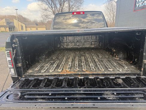 Used 2018 RAM 1500 Express w/ Express Value Package image 15